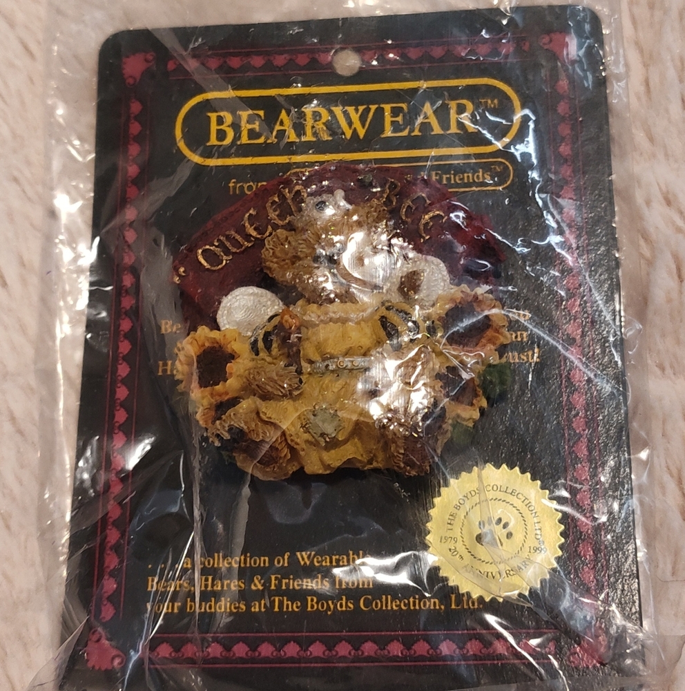 NEW! Vintage Boyd's Bear Pin